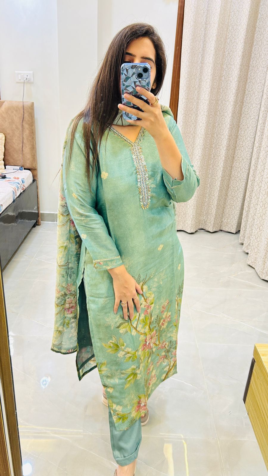 Heavy Shimmer straight suit set in Green color-digitally printed